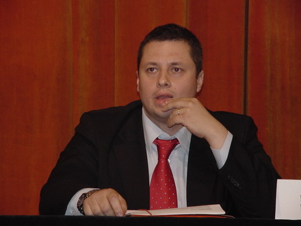 laurentiu_mironescu_haioasa_03.jpg