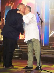 Nicusor, fratii Mazare si Geoana, castigatorii marelui trofeu politic de la Festival (galerie foto)