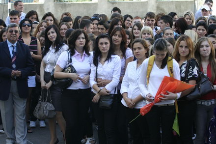 invataturile lui mazare catre elevi nu eram tocilar alergam dupa gagici galerie foto 26508 262270