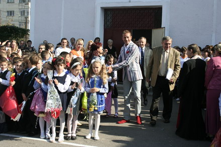 invataturile lui mazare catre elevi nu eram tocilar alergam dupa gagici galerie foto 26508 262270