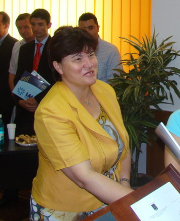 leoveanu_simona.jpg