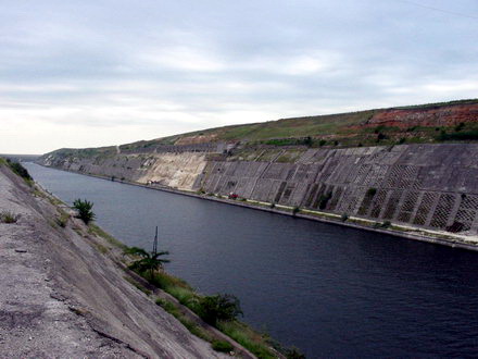 canalul_dunare_marea_neagra2.jpg