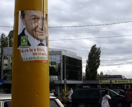 fotoreportaj uite ce afise si banare si au tras candidatii 69636 265972