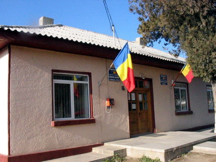 saligny_sediu_primarie4.jpg saligny_sediu_primarie4.jpg
