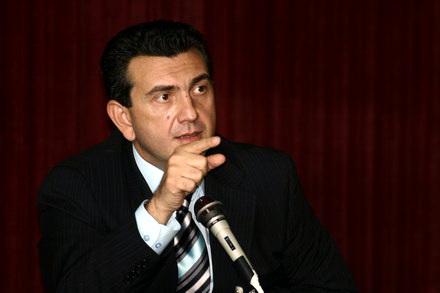 claudiu_palaz_01.jpg claudiu_palaz_01.jpg