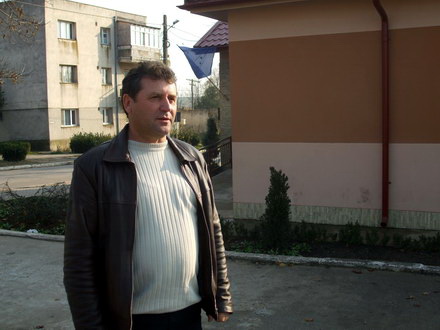dreapta_sus_gheorghe_moldovanu.jpg