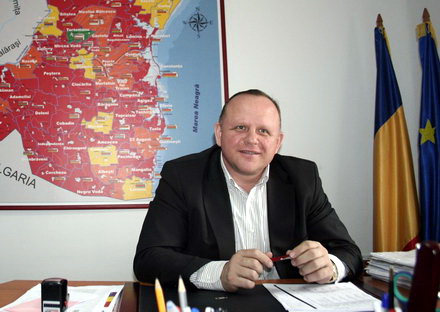 agigea_primar_cristian_carjaliu_04.jpg agigea_primar_cristian_carjaliu_04.jpg