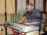 Concerte de Craciun cu Harry Tavitian 