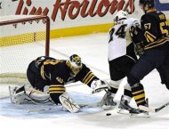 NHL/Buffalo - Pittsburg 4-3. Penguins rateaza fotoliul de lider