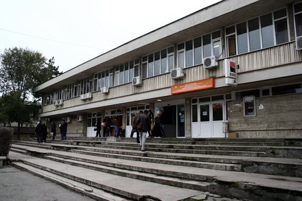 policlinica_1.jpg