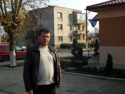 decupaj_albesti_primar_gheorghe_moldovanu_03.jpg