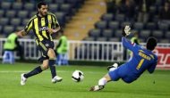 Fotbal/Fenerbahce - Denizlispor 3-1, Fener are 4 puncte avans (video)