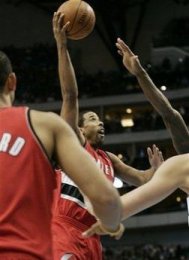 NBA/Miller invinge de unul singur pe Dallas