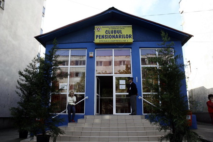 herarconi_clubul_pensionarilor.jpg