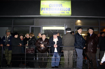 club_batrani_pensionari.jpg