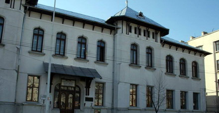 colegiul_mihai_eminescu.jpg