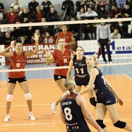 volei.jpg volei.jpg