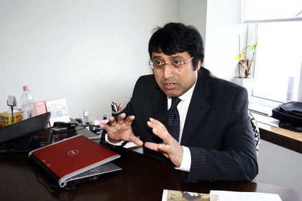 rex_abdur_rahim_khan.jpg