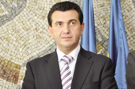palaz.jpg palaz.jpg