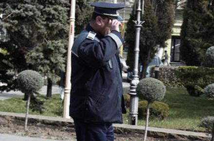poli_desinstanta.jpg poli_desinstanta.jpg