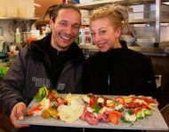 George Vintila a luat lectii de gatit in Landul Salzburg pentru iubita lui