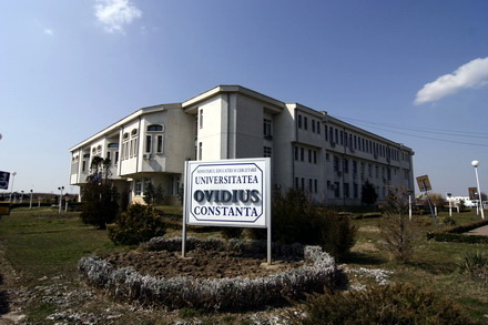 campus_universitatea_ovidius_01.jpg