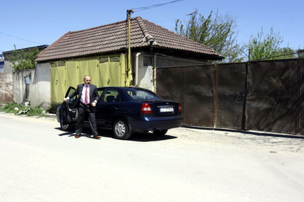 contrabanda cu alcool in ograda lui pufleanu myt dan impex impanzita de mascati galerie foto document