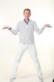 Mircea Solcanu joaca tenis la MTV House of Fun!