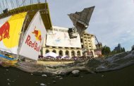 Red Bull Flugtag cauta piloti complet aerieni si in 2010