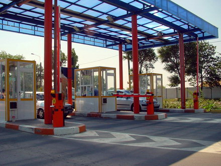 bariere_-_mamaia_bariere2.jpg bariere_-_mamaia_bariere2.jpg