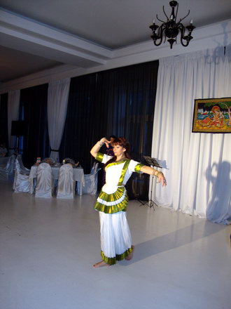 elena udrea a admirat dansurile traditionale la seara indiana de la rex galerie foto 99719 283480
