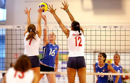 volei.jpg volei.jpg