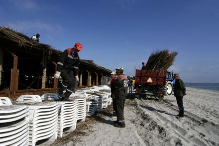 demolari cu iz de scandal in mamaia costinesti si vama veche galerie foto 59938 283794