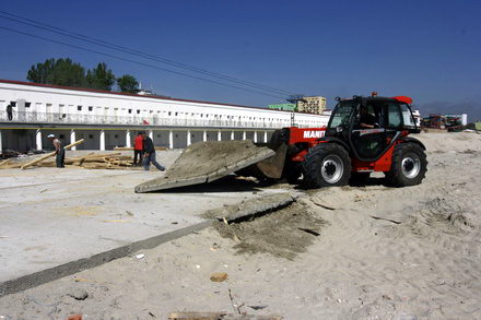 demolari cu iz de scandal in mamaia costinesti si vama veche galerie foto 59938 283794