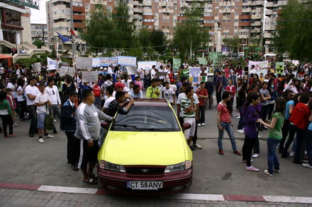 protestul copiilor de la navodari impotriva depozitului de deseuri galerie foto 50155 285430