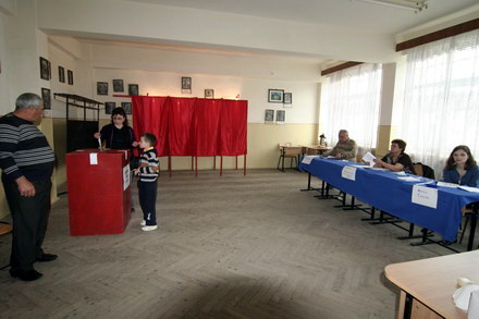 dilema dupa referendumul de la navodari se elibereaza autorizatie de ridicare a centrului sau se respecta