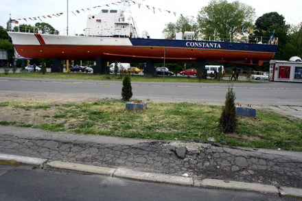 fotoreportaj iata cum arata trotuarele constantei 45914 284762