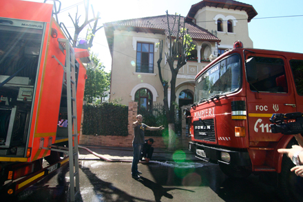 fotoreportaj ce fac agentii de la conpress pe domeniul public 31897 283883
