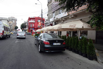 constanta teraselor umbrelele de la bt cafe si qs inn incurca circulatia galerie foto 60674 289599