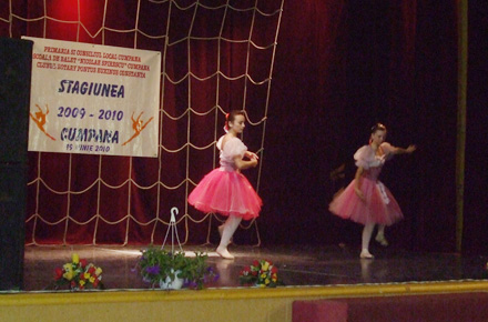 cumpana_spectacol.jpg cumpana_spectacol.jpg