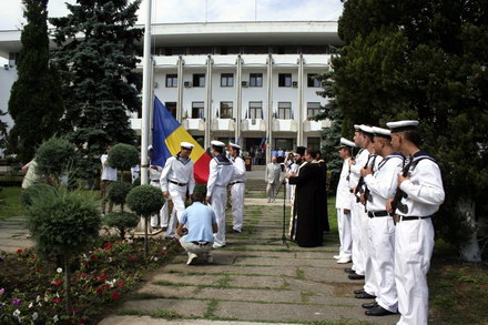 prefectura_-_ziua_drapelului_46.jpg prefectura_-_ziua_drapelului_46.jpg