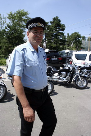 politie_comunitara_-_vasile_balan_03.jpg politie_comunitara_-_vasile_balan_03.jpg