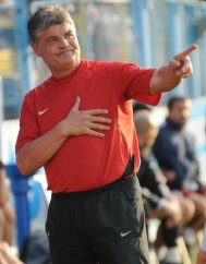 Fotbal (Liga 1) Andone, doi ani la Dinamo