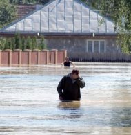 Iorgus ia bani din Fondul Solidaritatea pentru copiii sinistratilor