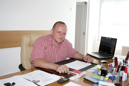 Agigea_primar_Cristian_Carjaliu_01_.jpg Agigea_primar_Cristian_Carjaliu_01_.jpg