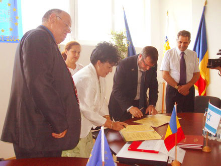 CUmpana_Mariana_Gaju.jpg CUmpana_Mariana_Gaju.jpg