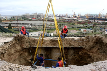 primaria reabiliteaza strada traian cu o firma fara experienta in domeniu galerie foto 41071 297444
