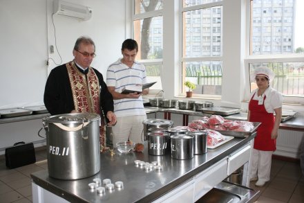 de sfanta marie micamasa sfintita pentru pacientii scju si pentru cei de la boli infectioase galerie
