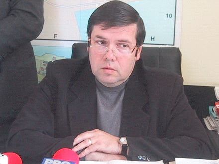 AtractivMihu_Stefan1.jpg AtractivMihu_Stefan1.jpg