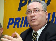 Haşotti cere ajutorul parlamentarilor PSD şi PDL